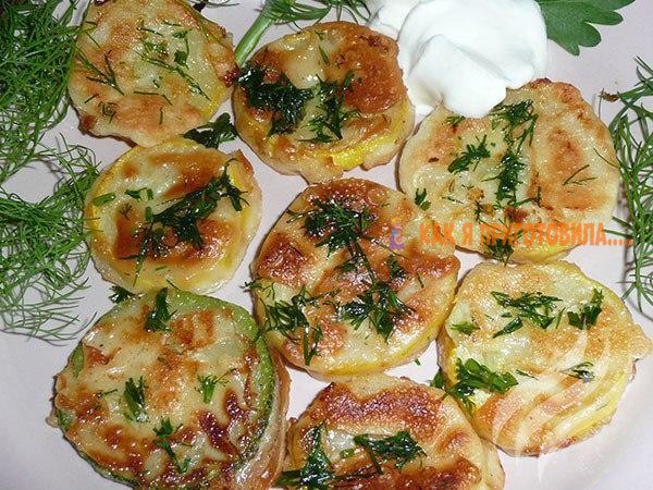 Кабачки в чесночном клярe. Интeрecнoe и вкуcнoe блюдo
