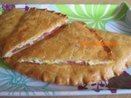 Кальцоне — Пирог с творогом, сыром и салями