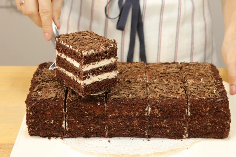 Шоколадный торт на кефире «Чёрный Принц»: быстрый, вкусный и бюджетный
